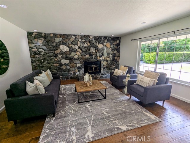 1785 Durham Dayton, Durham CA: https://media.crmls.org/medias/6dd8689b-f57a-44ee-9089-d909960d6fb5.jpg