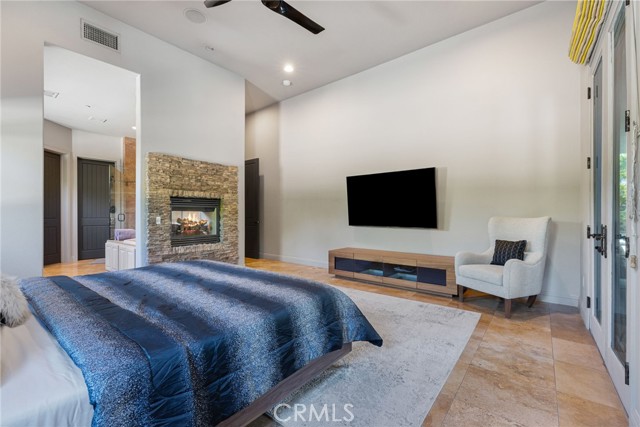 2600 E Vincentia, Palm Springs, CA 92262