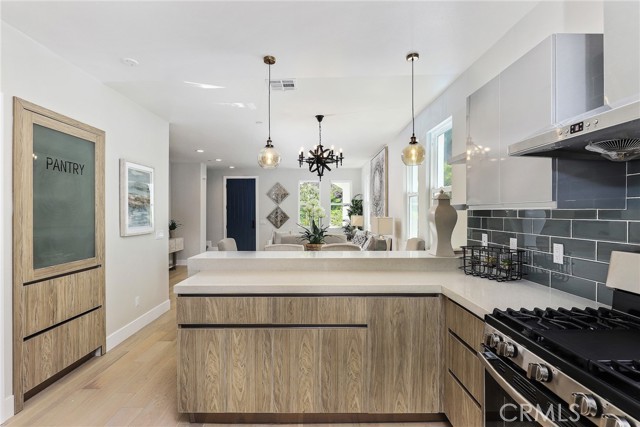 5 Brookline Avenue, Phillips Ranch CA: https://media.crmls.org/medias/6dd9e550-55da-44d0-85af-0c6dd0429701.jpg