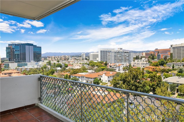 Detail Gallery Image 13 of 49 For 10787 Wilshire Bld #804,  –,  CA 90024 - 3 Beds | 2 Baths