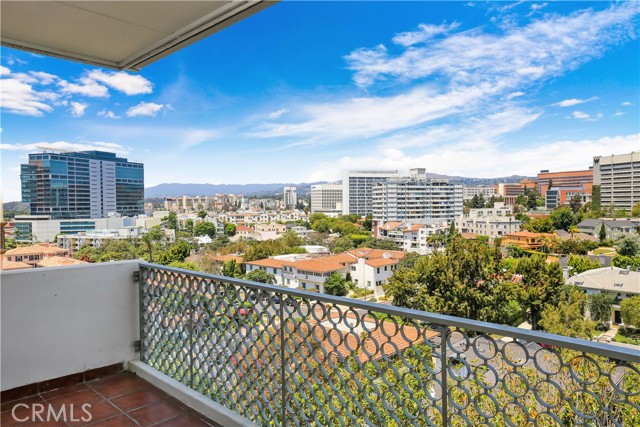 10787 Wilshire Boulevard # 804, Beverly Hills, California 90024, 3 Bedrooms Bedrooms, ,2 BathroomsBathrooms,Residential,For Sale,10787 Wilshire Boulevard # 804,CROC23098403