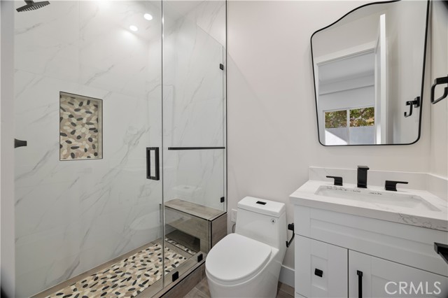 Detail Gallery Image 17 of 47 For 2100 Harriman Ln, Redondo Beach,  CA 90278 - 5 Beds | 4/1 Baths