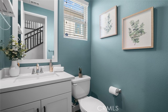 Detail Gallery Image 9 of 62 For 30644 Belmont Heights, Murrieta,  CA 92563 - 4 Beds | 3/1 Baths