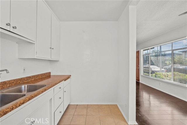 Detail Gallery Image 21 of 40 For 4015 Palmwood Dr, Los Angeles,  CA 90008 - – Beds | – Baths