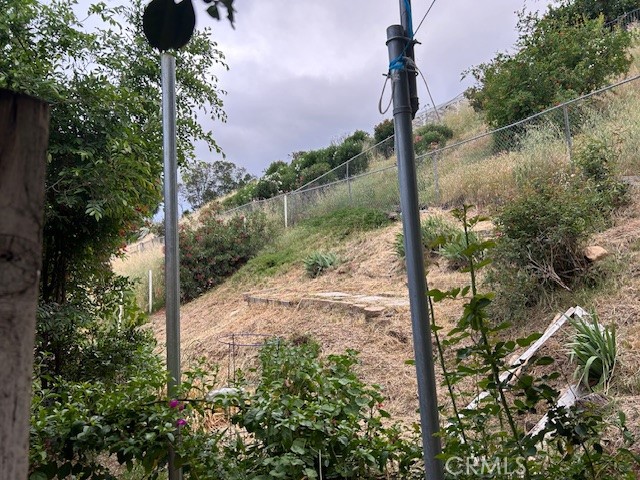 Detail Gallery Image 8 of 26 For 27135 Cabrera, Saugus,  CA 91350 - 4 Beds | 2 Baths