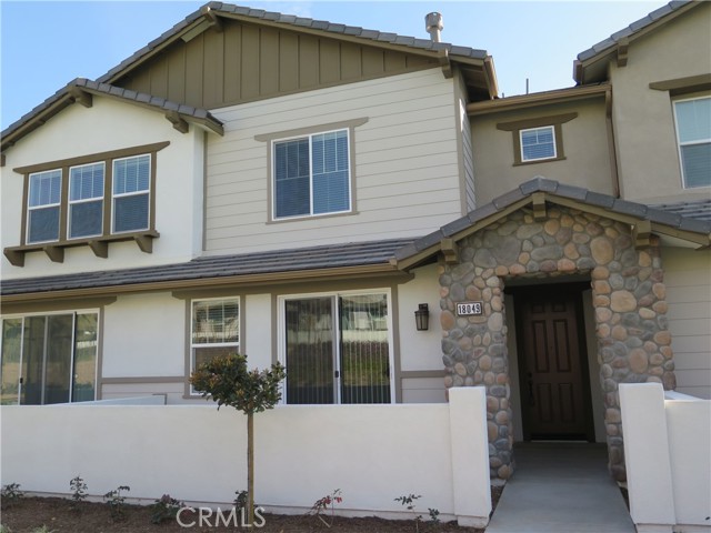 Detail Gallery Image 2 of 22 For 18049 Magee Ln, Yorba Linda,  CA 92886 - 3 Beds | 2/1 Baths