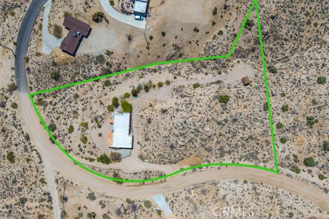 57710 Bandera Road, Yucca Valley CA: https://media.crmls.org/medias/6ddf7e04-b8c9-4973-8c23-0328533f6e4e.jpg