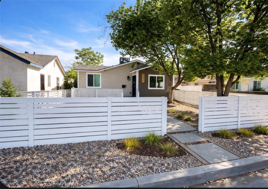 121 Moneta Avenue