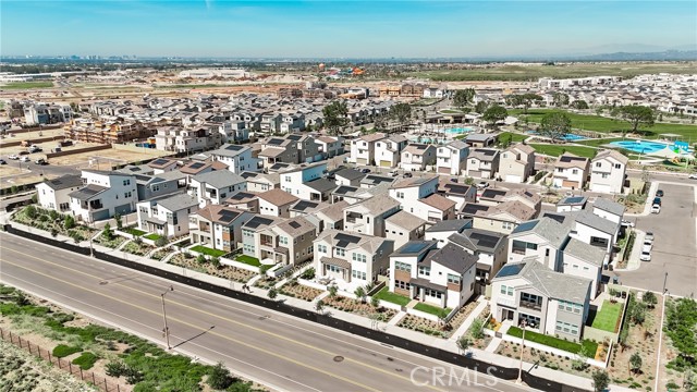 Detail Gallery Image 43 of 48 For 74 Dudley, Irvine,  CA 92618 - 4 Beds | 4 Baths