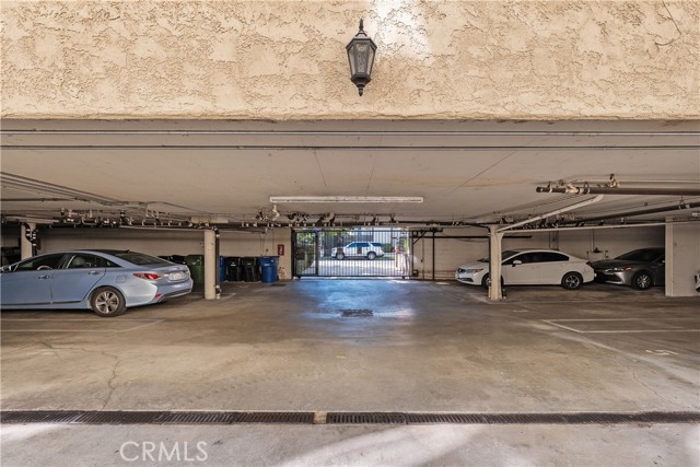 Detail Gallery Image 30 of 31 For 14005 Milbank St #7,  Sherman Oaks,  CA 91423 - 1 Beds | 1 Baths