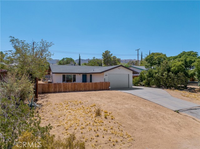 Detail Gallery Image 19 of 51 For 61539 Sunburst Dr, Joshua Tree,  CA 92252 - 2 Beds | 1 Baths