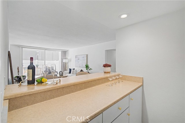 Detail Gallery Image 10 of 33 For 4915 Tyrone #126,  Sherman Oaks,  CA 91423 - 2 Beds | 2 Baths