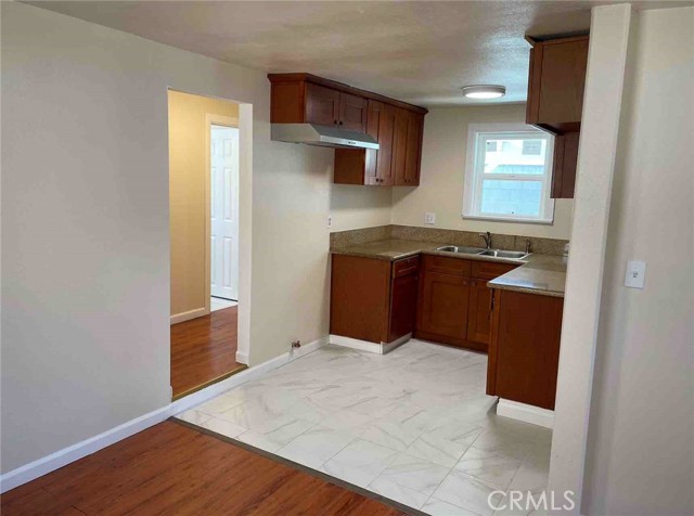 Detail Gallery Image 21 of 44 For 4704 W 160th St, Lawndale,  CA 90260 - – Beds | – Baths