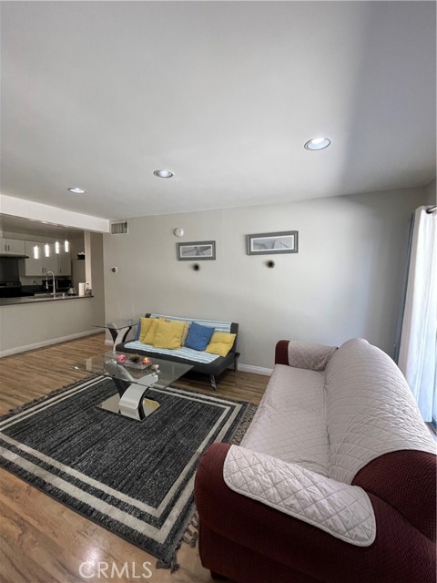 5460 White Oak Avenue, Encino CA: https://media.crmls.org/medias/6de5d73a-5ca5-48fe-b9ed-af8f9c50cc37.jpg
