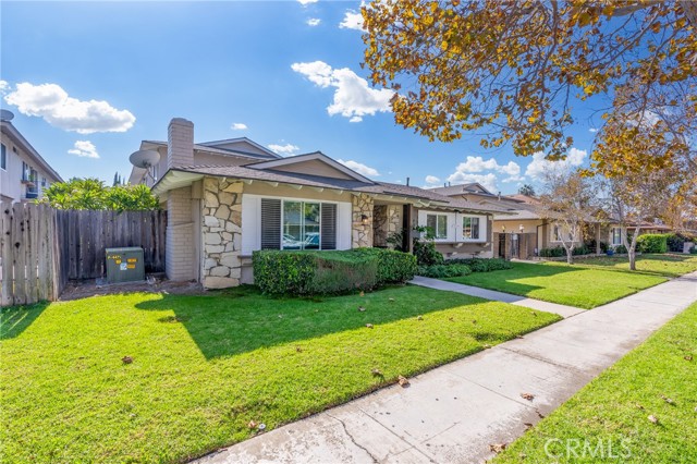 Detail Gallery Image 1 of 20 For 2714 W Juniper St, Santa Ana,  CA 92704 - – Beds | – Baths