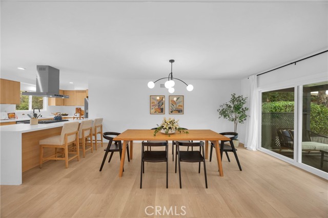 Detail Gallery Image 2 of 30 For 16938 Knapp St, Northridge,  CA 91343 - 3 Beds | 2/1 Baths