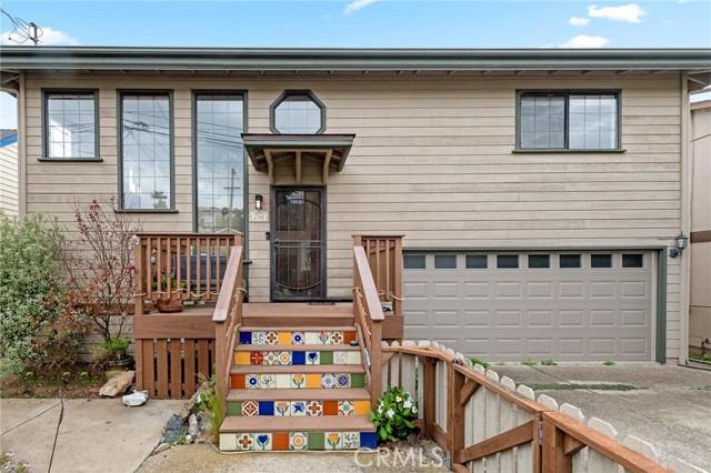 2761 Hemlock Avenue, Morro Bay CA: https://media.crmls.org/medias/6de76c61-6576-4915-be70-727e17cd3ac5.jpg