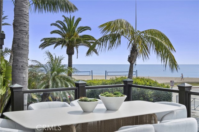 Detail Gallery Image 3 of 55 For 3150 Breakers, Corona Del Mar,  CA 92625 - 4 Beds | 5 Baths