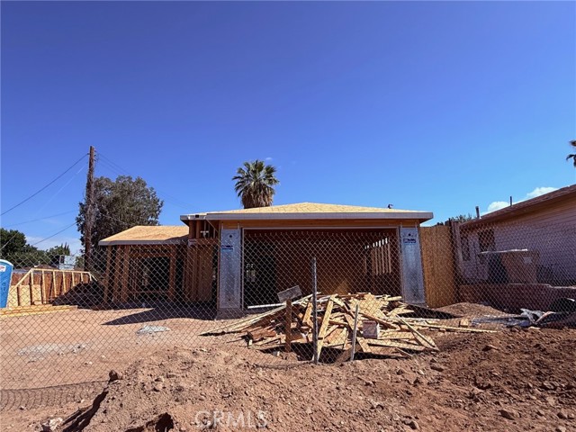 Front Image Thumbnail for CRSR26123856