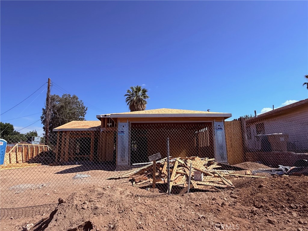3008 Crestline