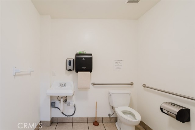  Commercial for Sale in Valley Village, California