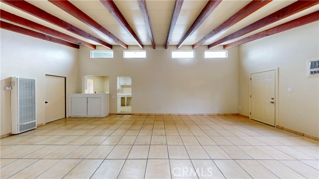 16631 Joshua Street, Victorville CA: https://media.crmls.org/medias/6deb5b95-d350-41c1-bcc0-d7a6ab28906f.jpg