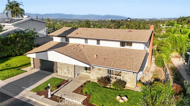 Detail Gallery Image 3 of 64 For 5932 Ellenview Ave, Woodland Hills,  CA 91367 - 5 Beds | 4 Baths