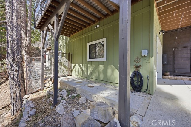 528 Brentwood, Lake Arrowhead CA: https://media.crmls.org/medias/6debf52b-19f4-47da-9306-7a717859d020.jpg