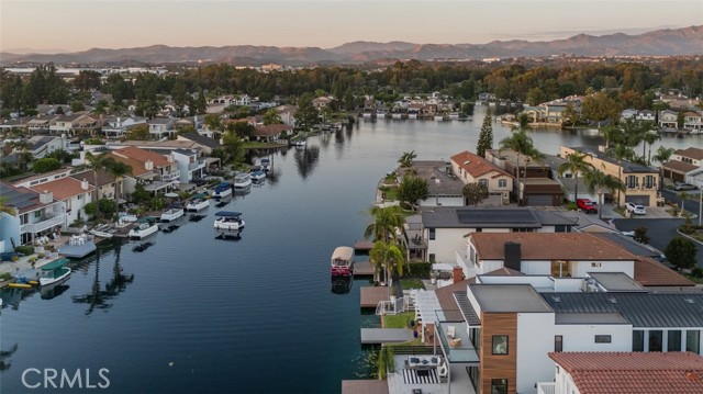21875 Huron Lane, Lake Forest CA: https://media.crmls.org/medias/6ded6b8f-e945-4f5e-9217-f434f0d4a5ef.jpg