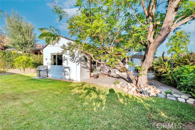 645 Jamestown Road photo 5