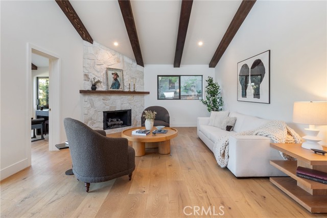 Detail Gallery Image 16 of 61 For 3250 Coldwater Canyon Ave, Studio City,  CA 91604 - 4 Beds | 4 Baths