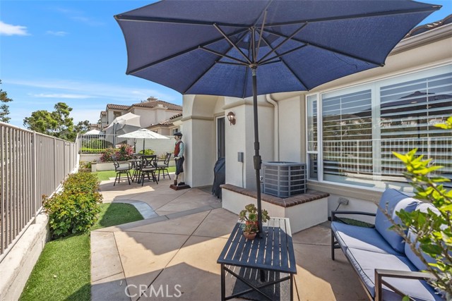 64 Avenida Cristal, San Clemente CA: https://media.crmls.org/medias/6dee722a-1af4-4634-bf01-b05d83f46be1.jpg