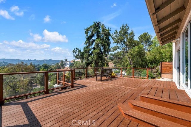 22210 Miston Drive, Woodland Hills CA: https://media.crmls.org/medias/6deee2a8-e7b0-46a5-8fb0-82b5eee4a646.jpg