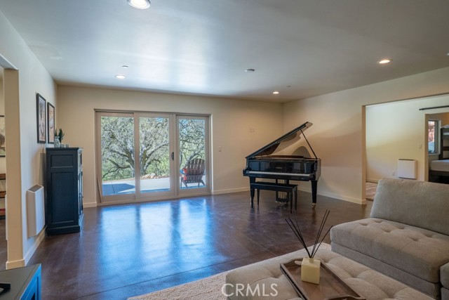 Detail Gallery Image 32 of 63 For 2935 Sorrel Ln, Paso Robles,  CA 93446 - 4 Beds | 2/1 Baths