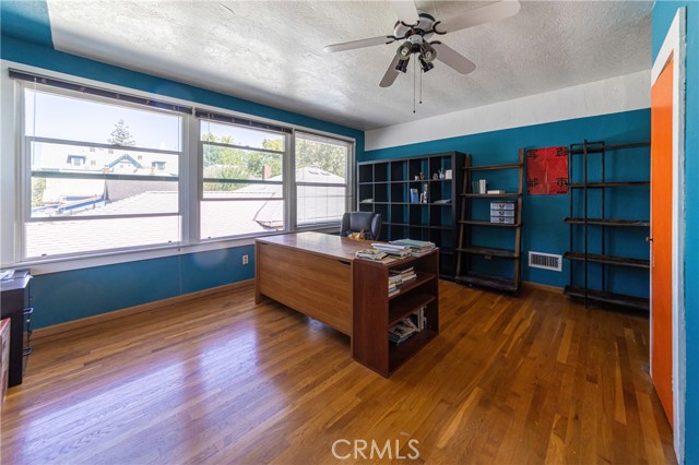 Detail Gallery Image 25 of 52 For 320 W 21st St, Merced,  CA 95340 - 4 Beds | 2 Baths
