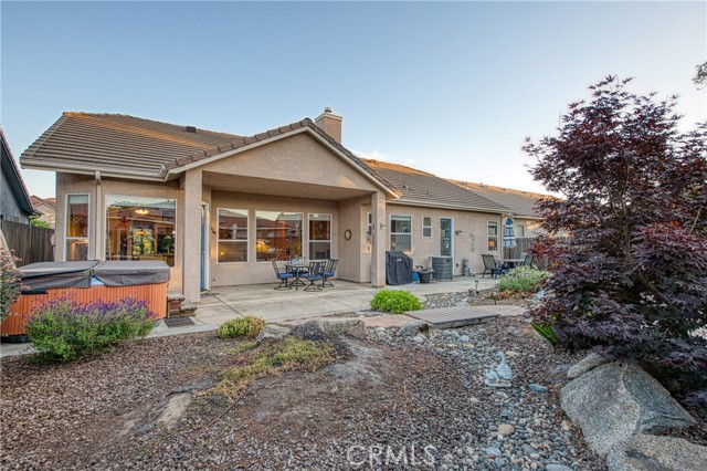 2737 Sussex Avenue, Clovis CA: https://media.crmls.org/medias/6df024df-ad7d-4a8c-8562-a803948c4381.jpg