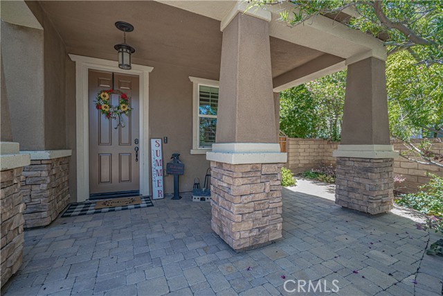 22348 Driftwood Court, Saugus CA: https://media.crmls.org/medias/6df083e0-be32-4d63-a9ca-db4a53f32838.jpg