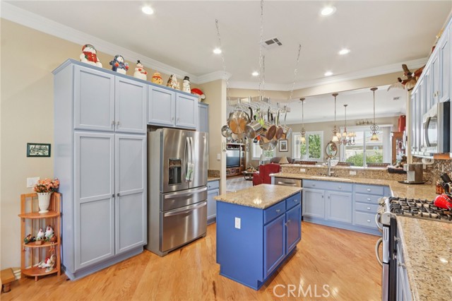 5206 Corte del Cabo, Hemet CA: https://media.crmls.org/medias/6df105b3-be3b-4159-b635-b76f069169d2.jpg