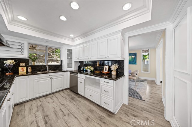 Detail Gallery Image 14 of 33 For 2118 Tierra Loma, Diamond Bar,  CA 91765 - 5 Beds | 3 Baths