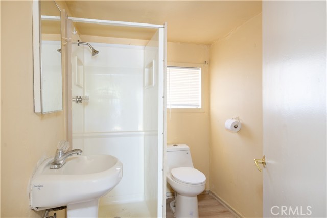 Detail Gallery Image 11 of 15 For 4801 4805 Baggett Marysville Rd, Oroville,  CA 95966 - 5 Beds | 2/1 Baths