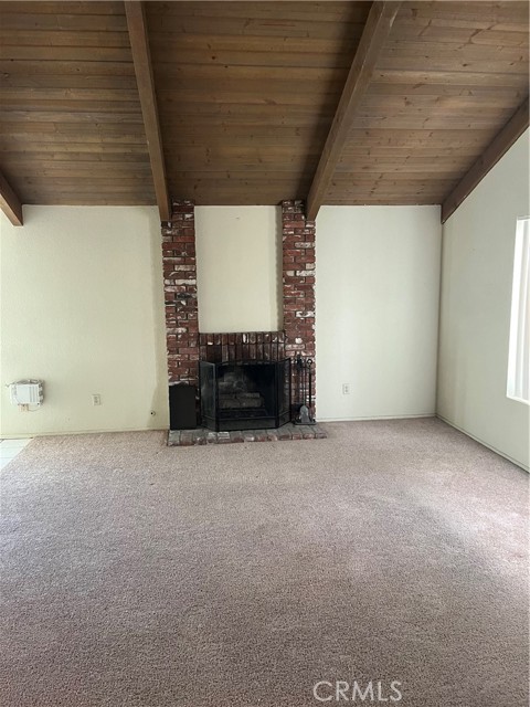 Detail Gallery Image 2 of 8 For 2372 Carlsbad Cir, Hemet,  CA 92545 - 3 Beds | 2 Baths