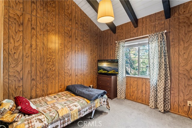 Detail Gallery Image 16 of 31 For 26648 Lake Forest Dr, Twin Peaks,  CA 92391 - 3 Beds | 2 Baths