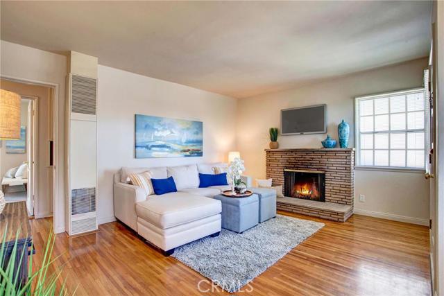 3604 Walnut Avenue, Manhattan Beach, California 90266, 2 Bedrooms Bedrooms, ,1 BathroomBathrooms,Residential,Sold,Walnut,SB16115521