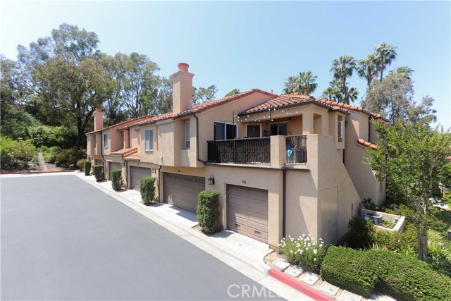 45 Corsica Drive, Newport Beach CA: https://media.crmls.org/medias/6df5e086-76cb-4f47-be0f-a31ab7a47db4.jpg