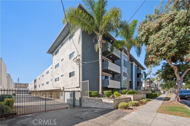 Detail Gallery Image 2 of 21 For 3710 Garnet St #202,  Torrance,  CA 90503 - 1 Beds | 1 Baths