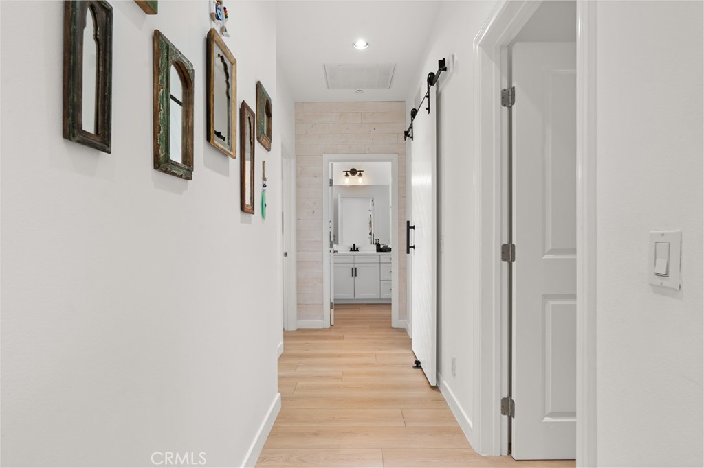 https://media.crmls.org/medias/6df68e2d-0584-473a-8c2a-f78566d591b1.jpg?preset=X-Large