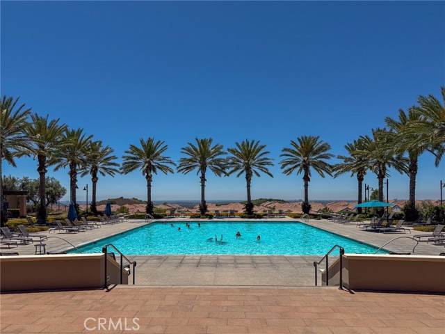 142 Dolci, Irvine CA: https://media.crmls.org/medias/6df79511-a301-4a67-aba8-93a2ff85a7a1.jpg