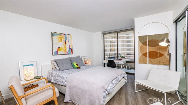 4265 Marina City Drive, 811 photo 10