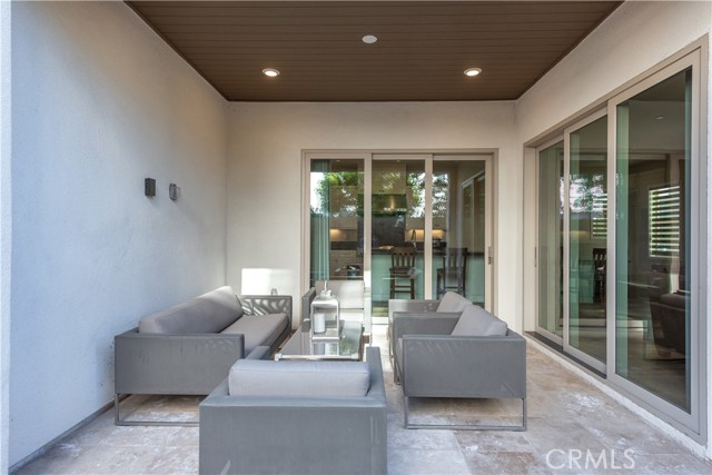 114 Character, Irvine CA: https://media.crmls.org/medias/6df7c720-a1a5-46c7-b270-82046e61b1a4.jpg