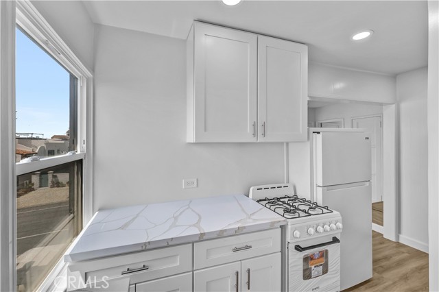 Detail Gallery Image 6 of 22 For 147 Avenida Rosa #B,  San Clemente,  CA 92672 - 1 Beds | 1 Baths